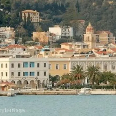Court Σπίτι διακοπών *